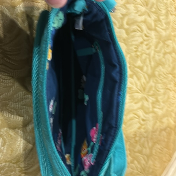 Vera Bradley Shoulder Bag - Picture 3 of 4